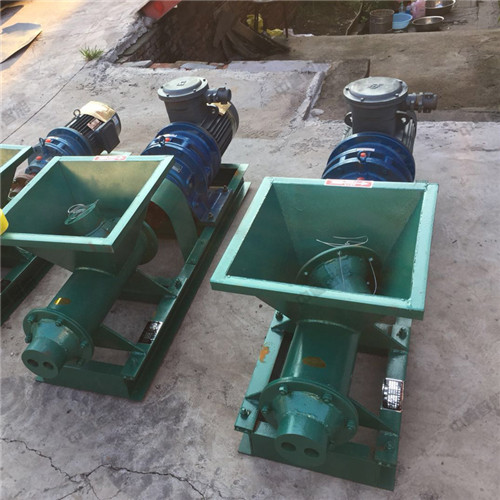 炮泥機(jī)2.jpg 炮泥機(jī)2.jpg