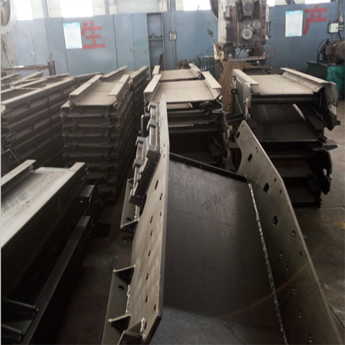 刮板機(jī)中部槽 (1).png